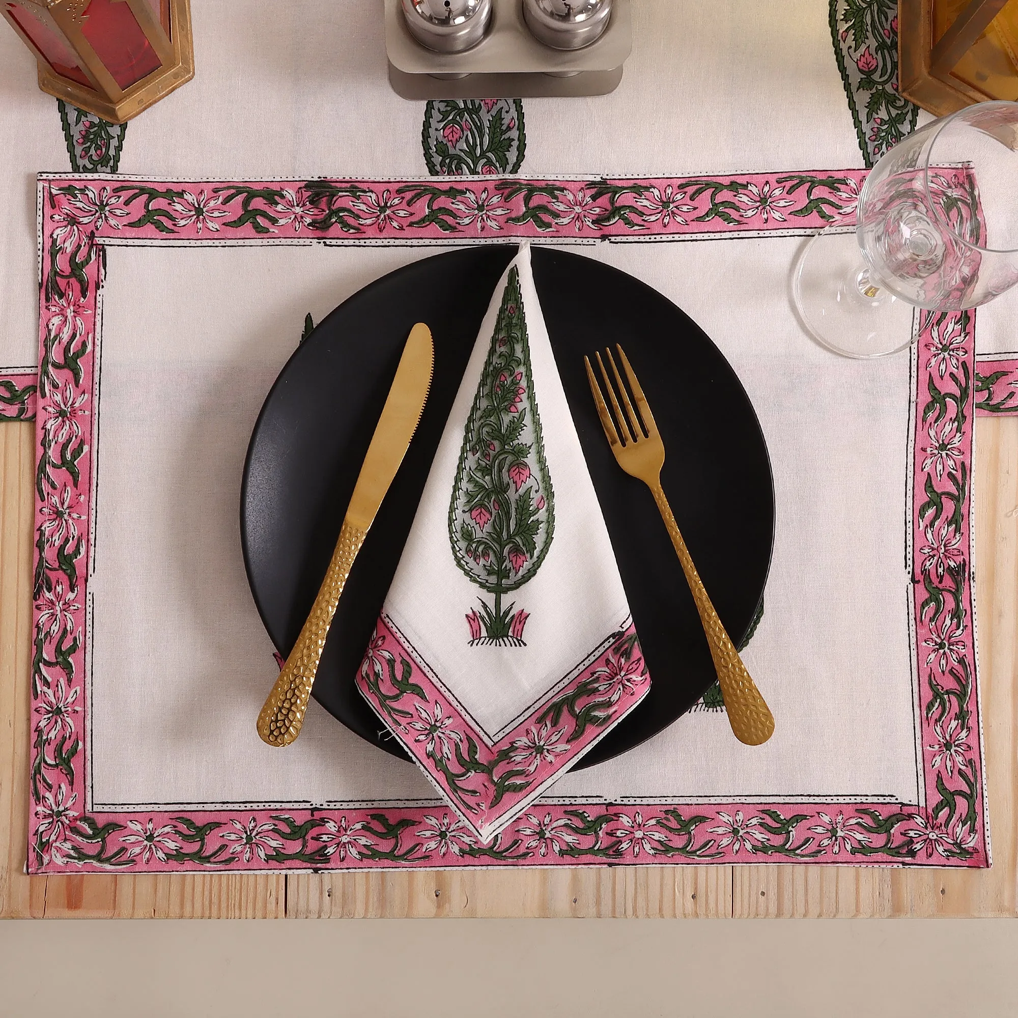 Green Hand Block Leaf Print Cotton Table Runner