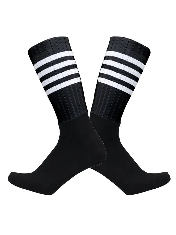 Seamless Anti-Slip Knee-High Socks With Strips / Sports Accessories - SF1562